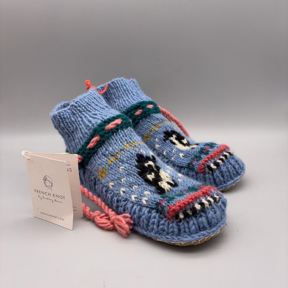 French Knot Slipper Socks Women S/M Blue Penguin Wool Leather Sole Nepal Artisan